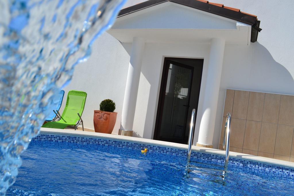 Apartment Villa Holiday II Pula Bilik gambar